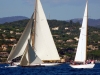 Site phare du tourisme international, Saint-Tropez attire les regards des visiteurs par sa ronde surréaliste de luxe.